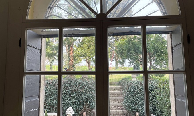 San Martino Buon Albergo Apartamento | Apartment in villa with garden