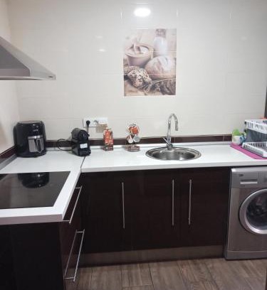 La Linea de la Concepcion Apartamento | Apartamento rosales super bonito