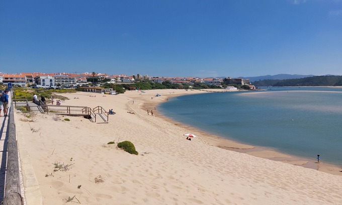 Vila Nova de Milfontes Apartamento | Apartamento Delfino T2 R/C
