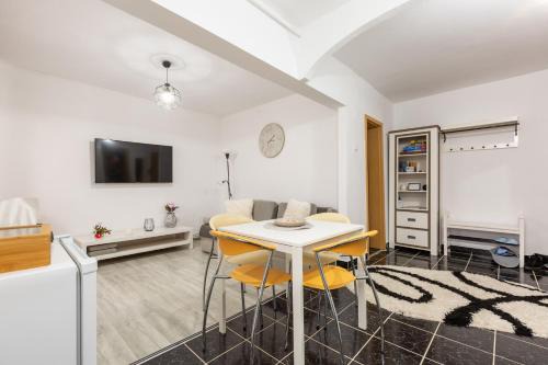 Medias Apartamento | Apartament Alexandru - central