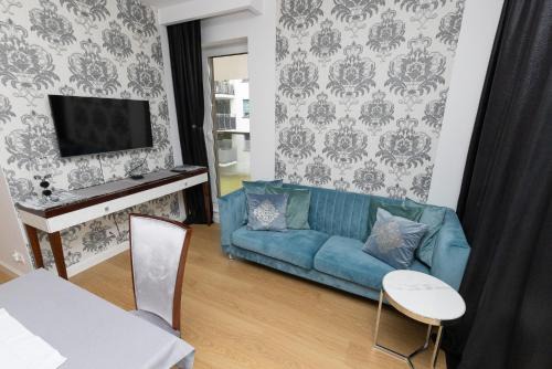 Cedzyna Apartamento | Apartament Business & Living No 91 Nad Zalewem w Cedzynie, hala garażowa