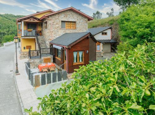 Santa Eulalia de Oscos Apartamento | Apartamentos Rurales TIN TURISMO