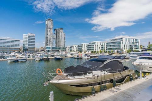 Srodmiescie Apartamento | Apartament Faltom 6 Yacht Park Premium
