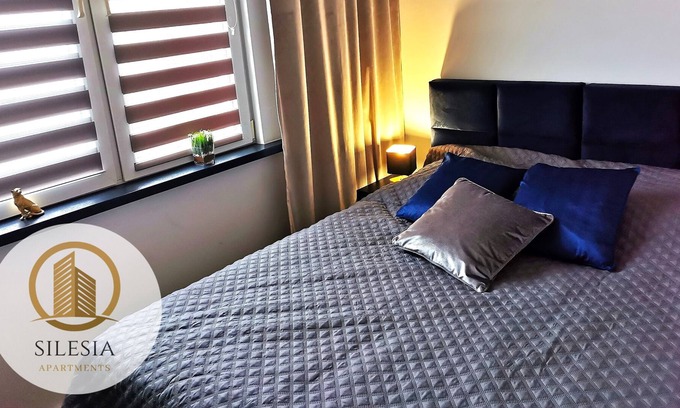 Tychy Apartamento | Apartament Granatowy