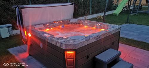 Rabka Chalet De Esquí | Apartament Komfort z jacuzzi przy Parku Zdrojowym