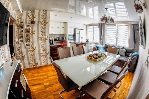 Boleslawiec Apartamento | Apartament Książęcy Premium klimatyzacja 3 SYPIALNIE 3 BEDROOMS