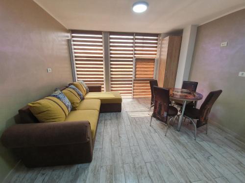 Barlad Apartamento | Apartament negris