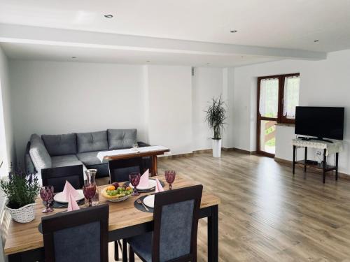 Budzow Apartamento | Apartament w Budzowie