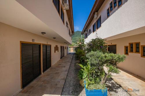 Maranduba Apartamento | Apartamento 2 suítes com ar condicionado Maranduba