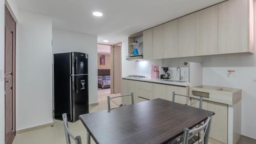Florida Nueva Apartamento | Apartamento 2BR Parqueadero y Piscina 202
