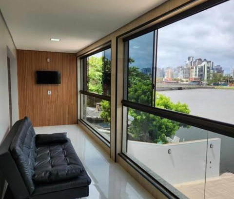Passo de Torres Apartamento | Apartamento - 4 pé na areia proximo a lagoa e rio