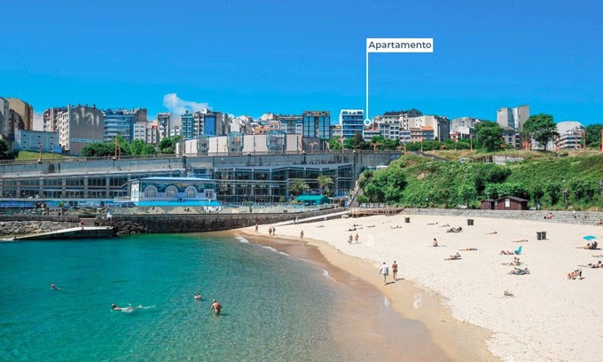 La Coruna Apartamento | Apartamento a 100m de la Playa y De la Torre de Hercules