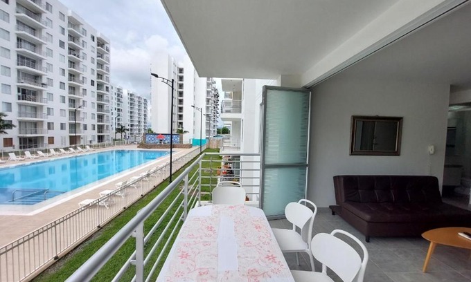 Girardot Apartamento | Apartamento Aqualina Orange Piso 2 Aire Acondicionado Vista a piscina