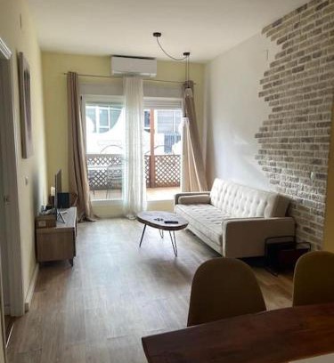 Huelva Apartamento | Apartamento céntrico con terraza y parking