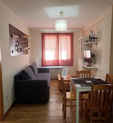 Canfranc-Estacion Apartamento | Apartamento Canfranc