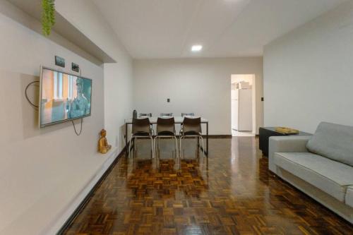Zona 01 Apartamento | Apartamento Centro Espaçoso MJ23