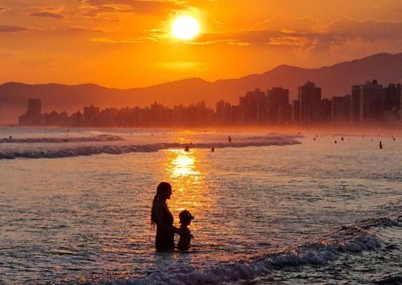 Canto do Forte Apartamento | Apartamento Classe A