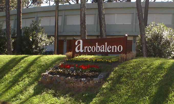 Punta del Este Apartamento | APARTAMENTO COMPLEJO ARCOBALENO PUNTA DEL ESTE CON PISCINA Y SERVICIOS