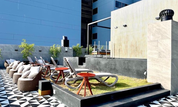 San Isidro Centro Financiero Apartamento | Apartamento con piscina en San Isidro