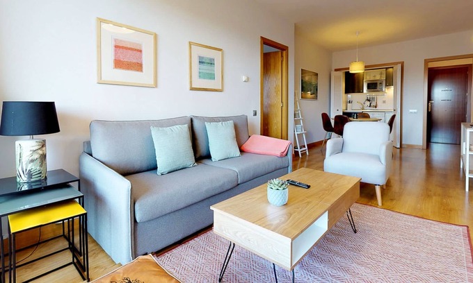 Cotos Apartamento | Apartamento con terraza en Zona norte Madrid ( Chamartin I )