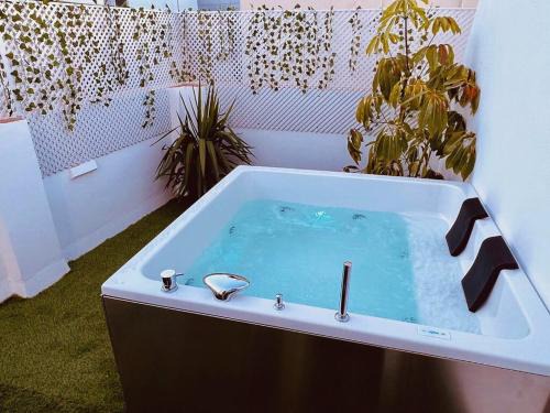 San Julian Apartamento | Apartamento con terraza y jacuzzi privado Centro