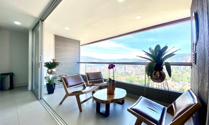 El Tesoro Apartamento | Apartamento con vista 360 a la cuidad