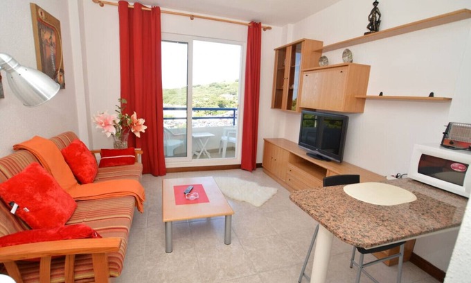 Isla Apartamento | Apartamento con vistas a la playa y tenis - la Are
