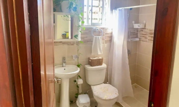 Santo Domingo Este Apartamento | Apartamento completo para que vacaciones sólo para ti y tus acompañantes.