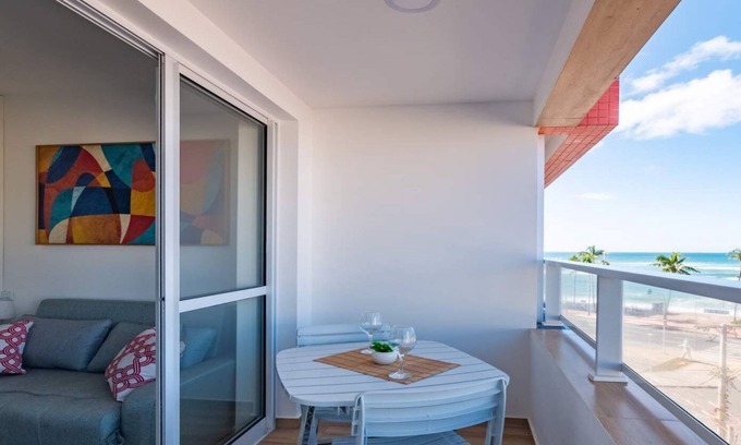 Amaralina Apartamento | Apartamento com Piscina e Vista em Salvador