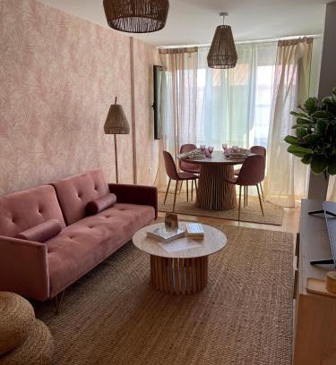 Boiro Apartamento | Apartamento en Boiro- Colores del Barbanza Rosa