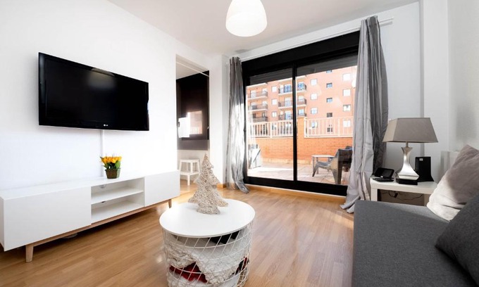 Abena Apartamento | Apartamento en Sabiñánigo con amplia y soleada terraza