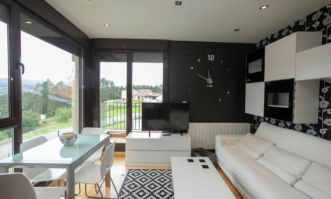 Valoria Apartamento | Apartamento en Valoria con piscina
