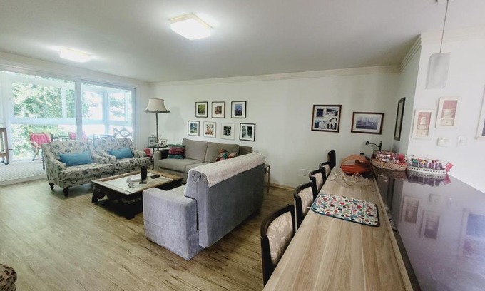 Centro Apartamento | Apartamento encantador com lareira interna no Centro de Canela