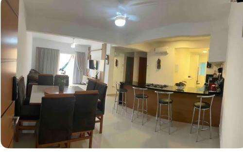 Caioba Apartamento | Apartamento encantador próximo a Praia Brava