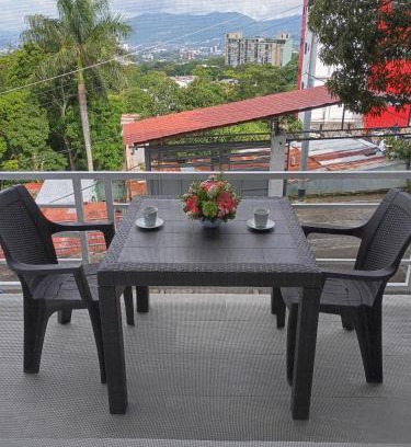 San Salvador Apartamento | Apartamento Familiar 2 con 3 habitaciones 4 camas y litera