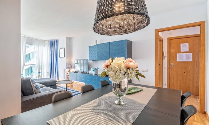 Ripollet Apartamento | Apartamento lujo& piscina junto Barcelona Centro