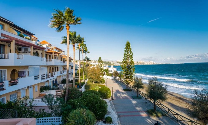 La Gaspara Apartamento | Apartamento luminoso 1ª línea Arena Beach Estepona