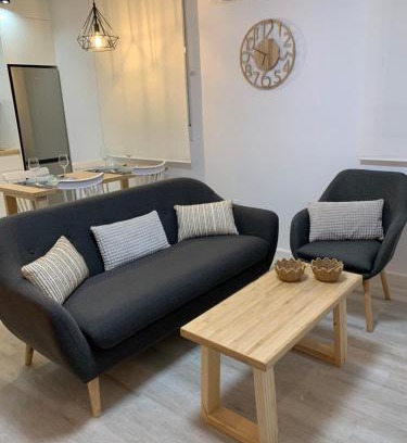 Ciudad Jardin Apartamento | APARTAMENTO MEDINA AZAHARA