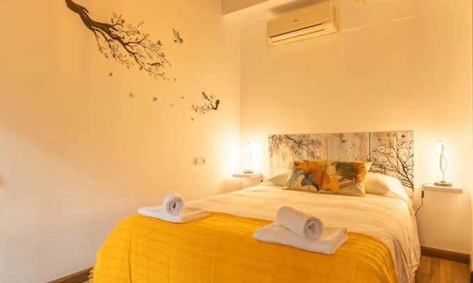 Doctor Barraquer-Grupo Renfe-Policlinico Apartamento | APARTAMENTO PATIO ANDALUZ EN SEVILLA