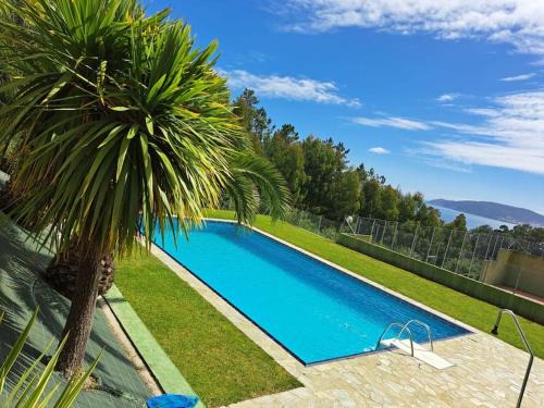 Sardinero Apartamento | APARTAMENTO PLAYA DE ESTORDE - Piscina y playa en el corazon da Costa da Morte