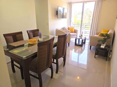 Pueblo Nuevo Apartamento | Apartamento Premium frente a Universidad San Marcos para 4 pers en lima