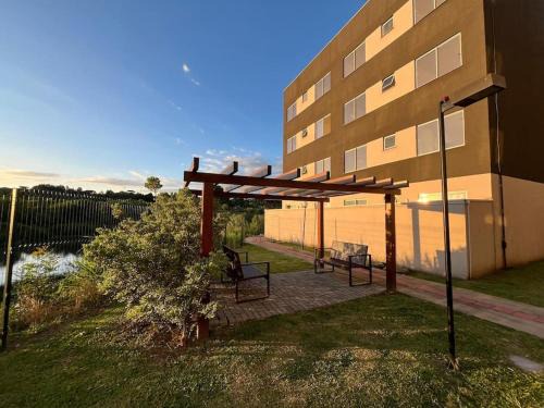 Campo Largo Apartamento | Apartamento prox Outlet Campo Largo, BR e Hospitais, possui lava e seca