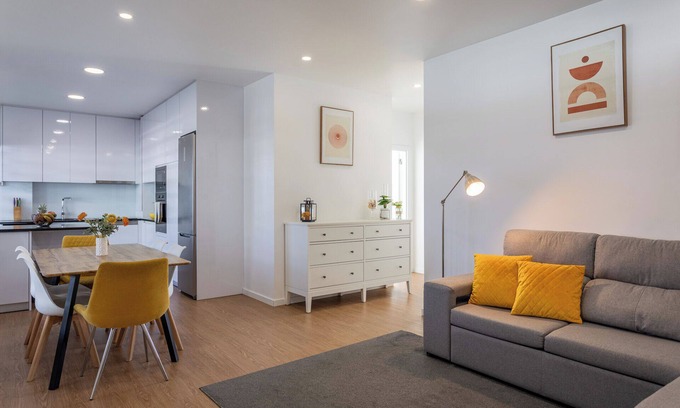 Barra Apartamento | Apartamento Novo e Acolhedor na Praia da Barra