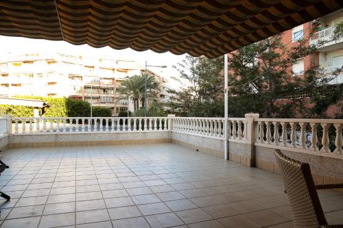 Santa Pola Apartamento | APARTAMENTO SANTA POLA ZONA CLUB NAUTICO PISCINA COMUNITARIa 1