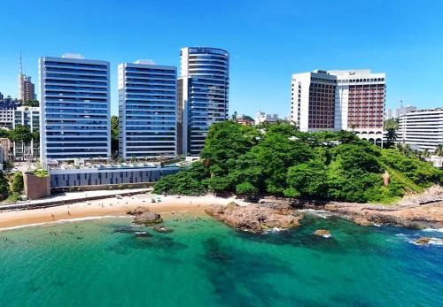 Ondina Apartamento | Apartamento sofisticado com acesso exclusivo à praia Beach Class Salvador