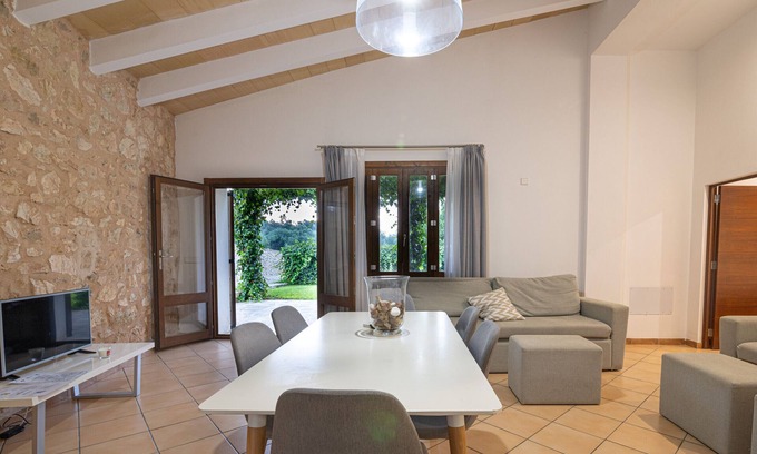 Petra Apartamento | Apartamento Son Calo C by Rentallorca