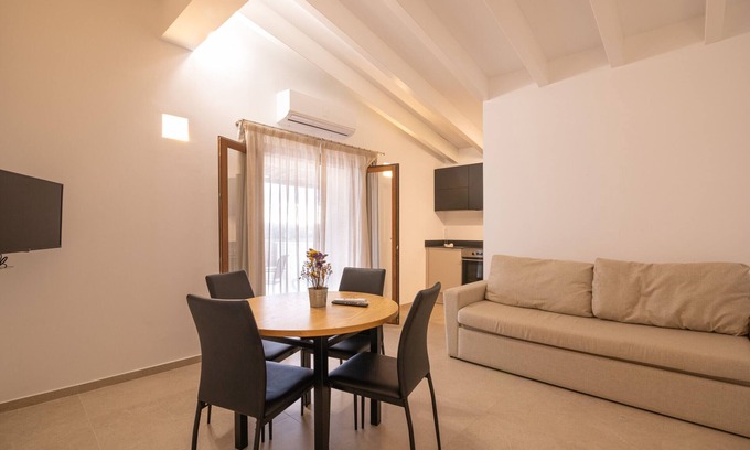 Petra Apartamento | Apartamento Son Calo F by Rentallorca