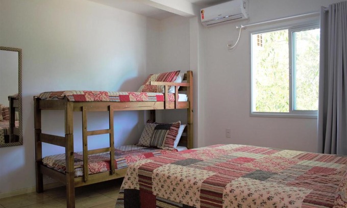 Ponta do Papagaio Apartamento | Apartamento Sunset, à 80 metros da praia