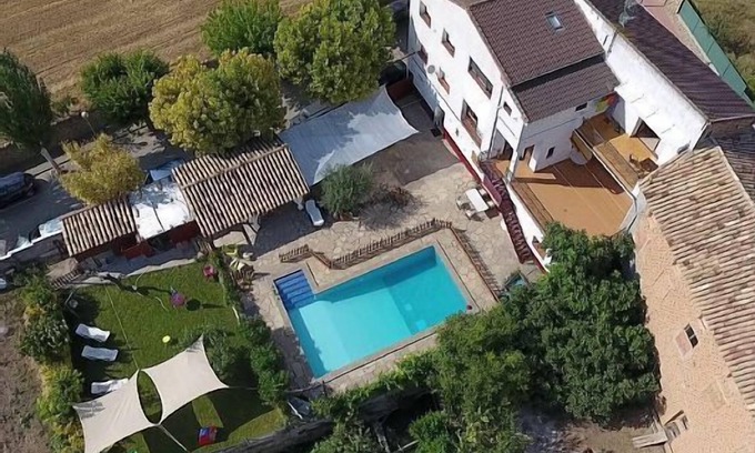 Graus Cabaña | Apartamentos con piscina en el pre-pirineo
