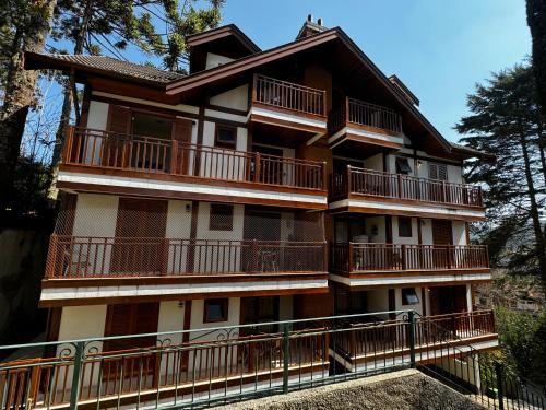 Vila Inglesa Apartamento | Apartamentos Centrinho Capivari - Recanto Boticário